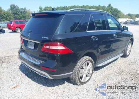 2013 Mercedes-Benz Ml 350 4Matic z USA, uszkodzony, nr VIN 4JGDA5HB7DA162396